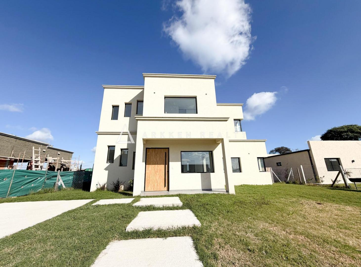 Casa en venta en Santa Elisa Pilar del Este