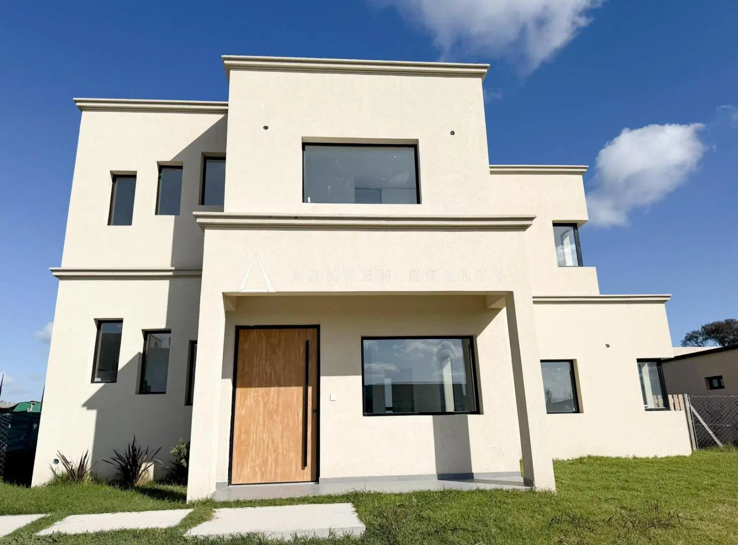 Casa en venta en Santa Elisa Pilar del Este 3