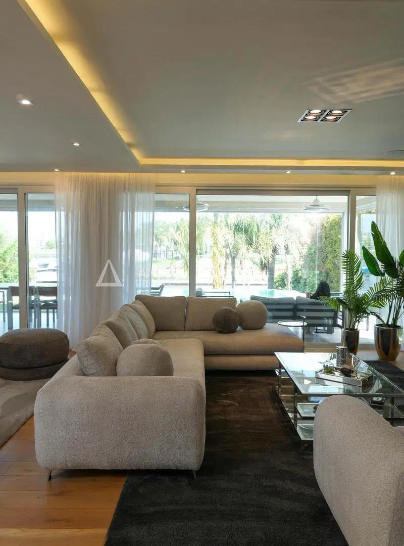 Casa en  venta en El Yacht 5