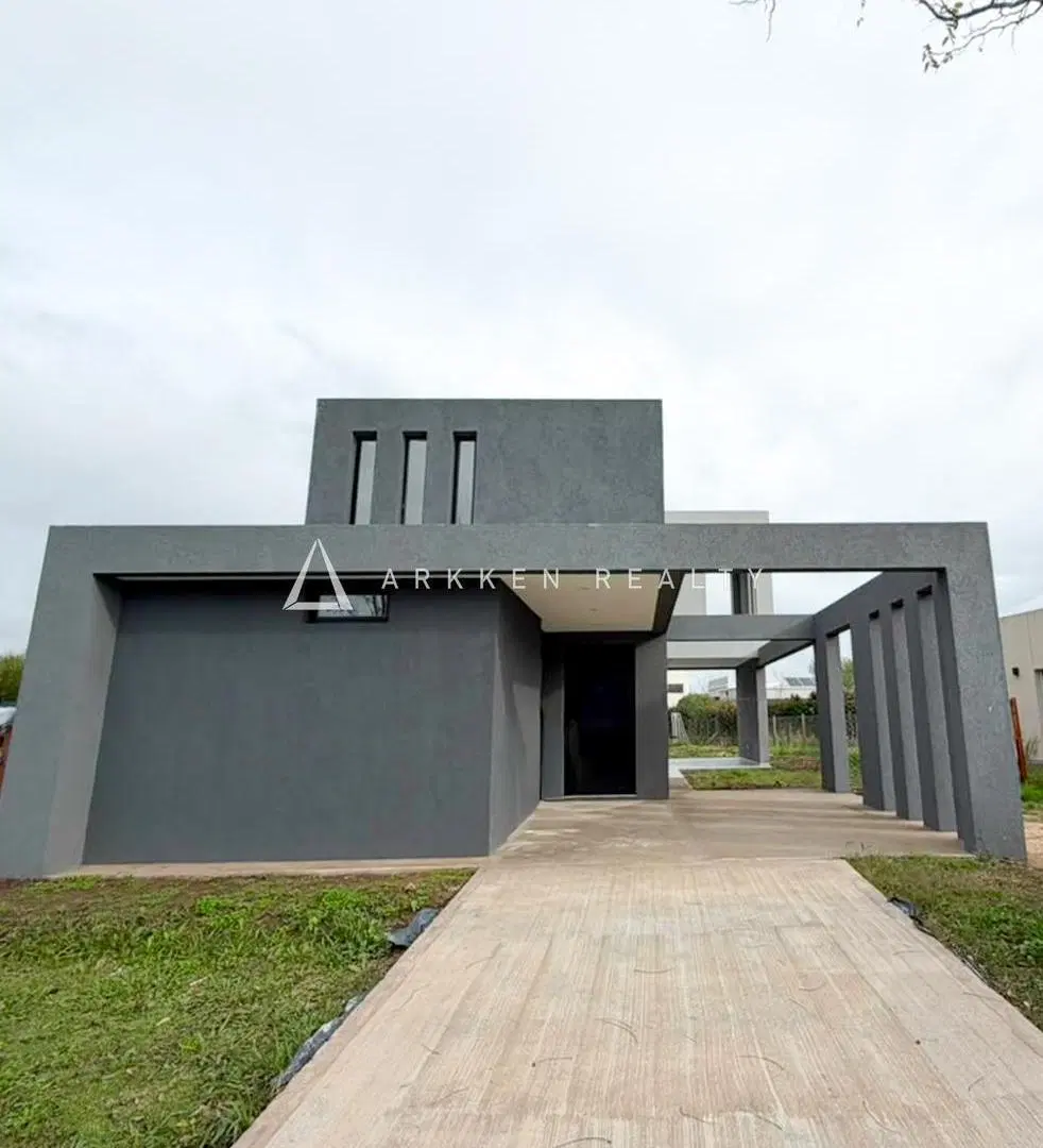 Casa en Venta en San Ramon Pilar del Este 5