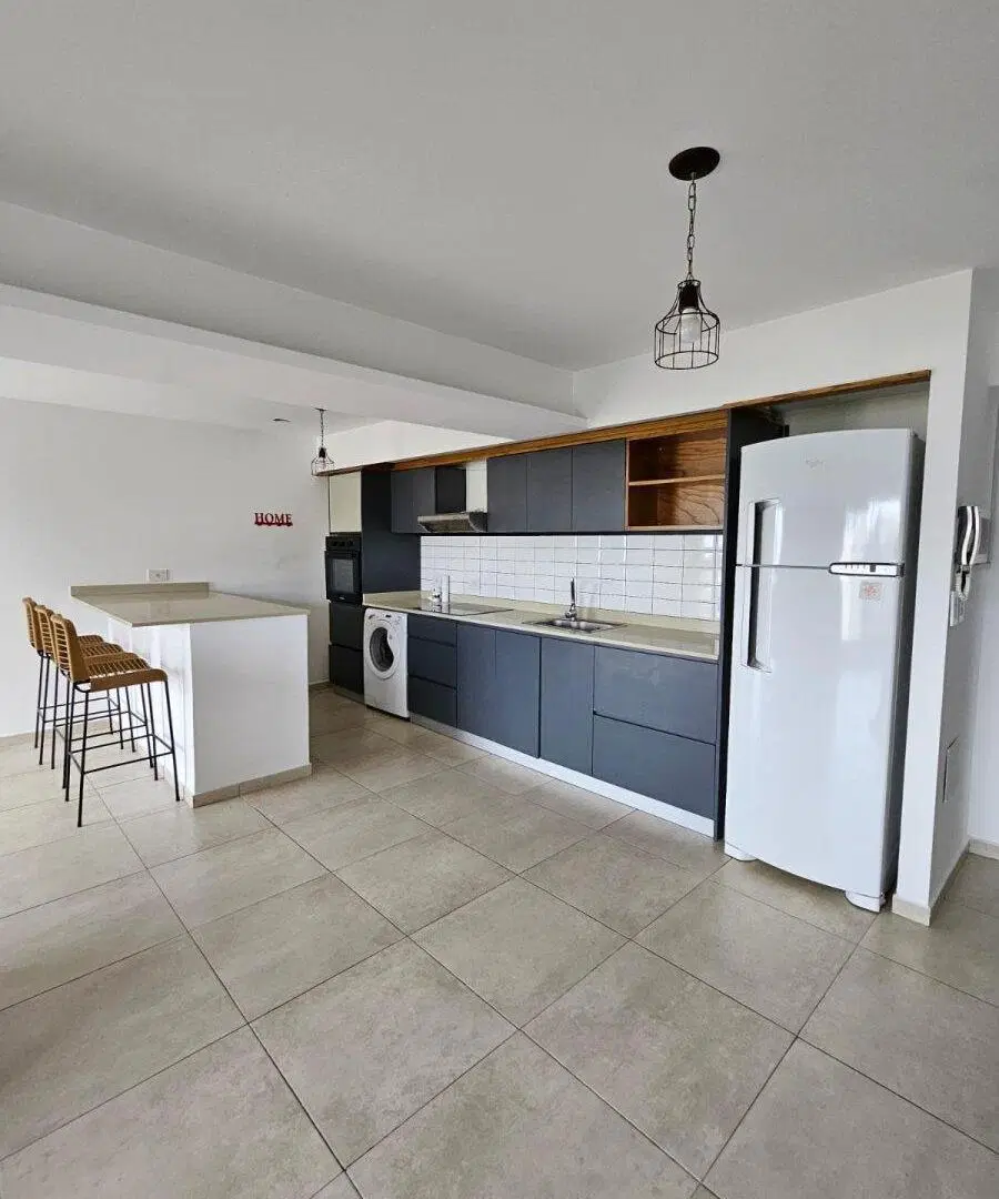 DEPARTAMENTO EN VENTA EN MORON 2
