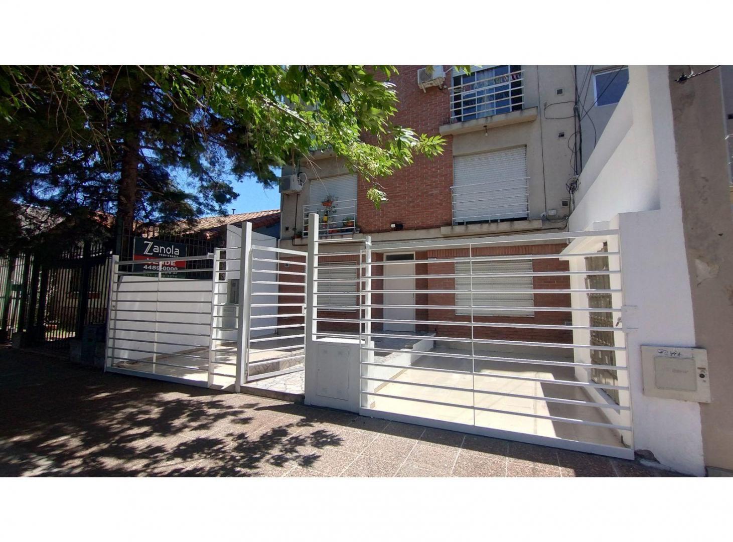 EN VENTA HERMOSO MONOAMBIENTE EN MORON