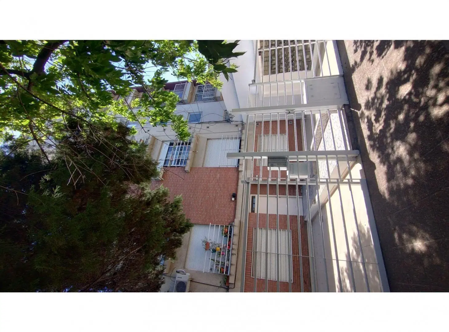 EN VENTA HERMOSO MONOAMBIENTE EN MORON 3