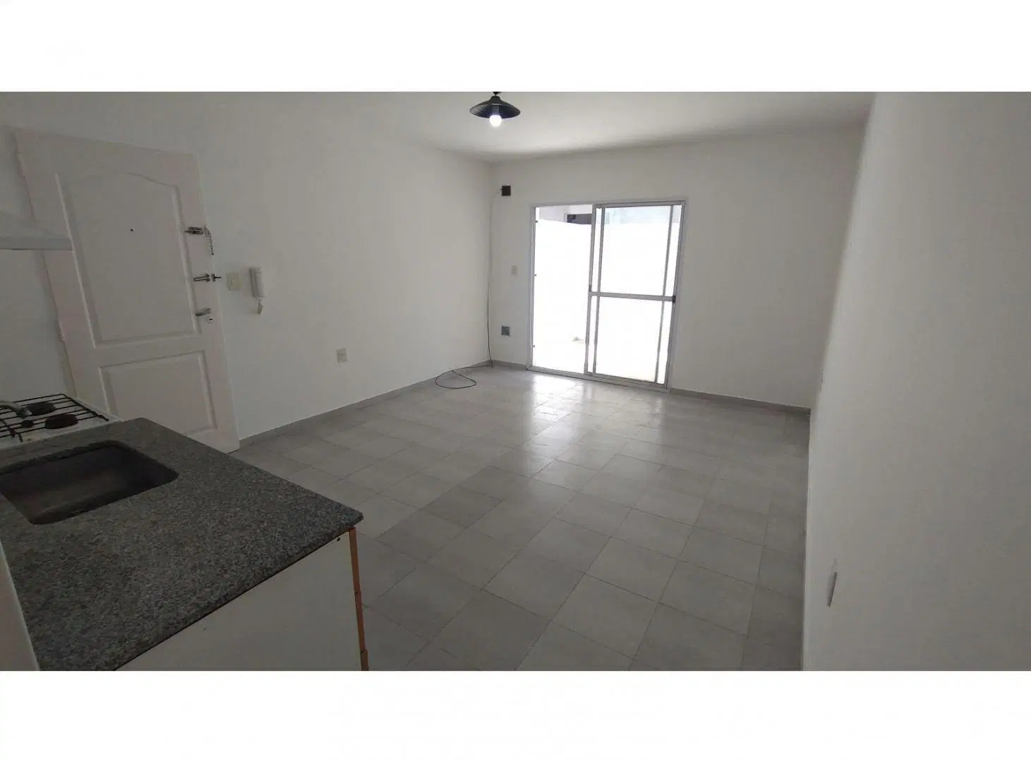 EN VENTA HERMOSO MONOAMBIENTE EN MORON 4