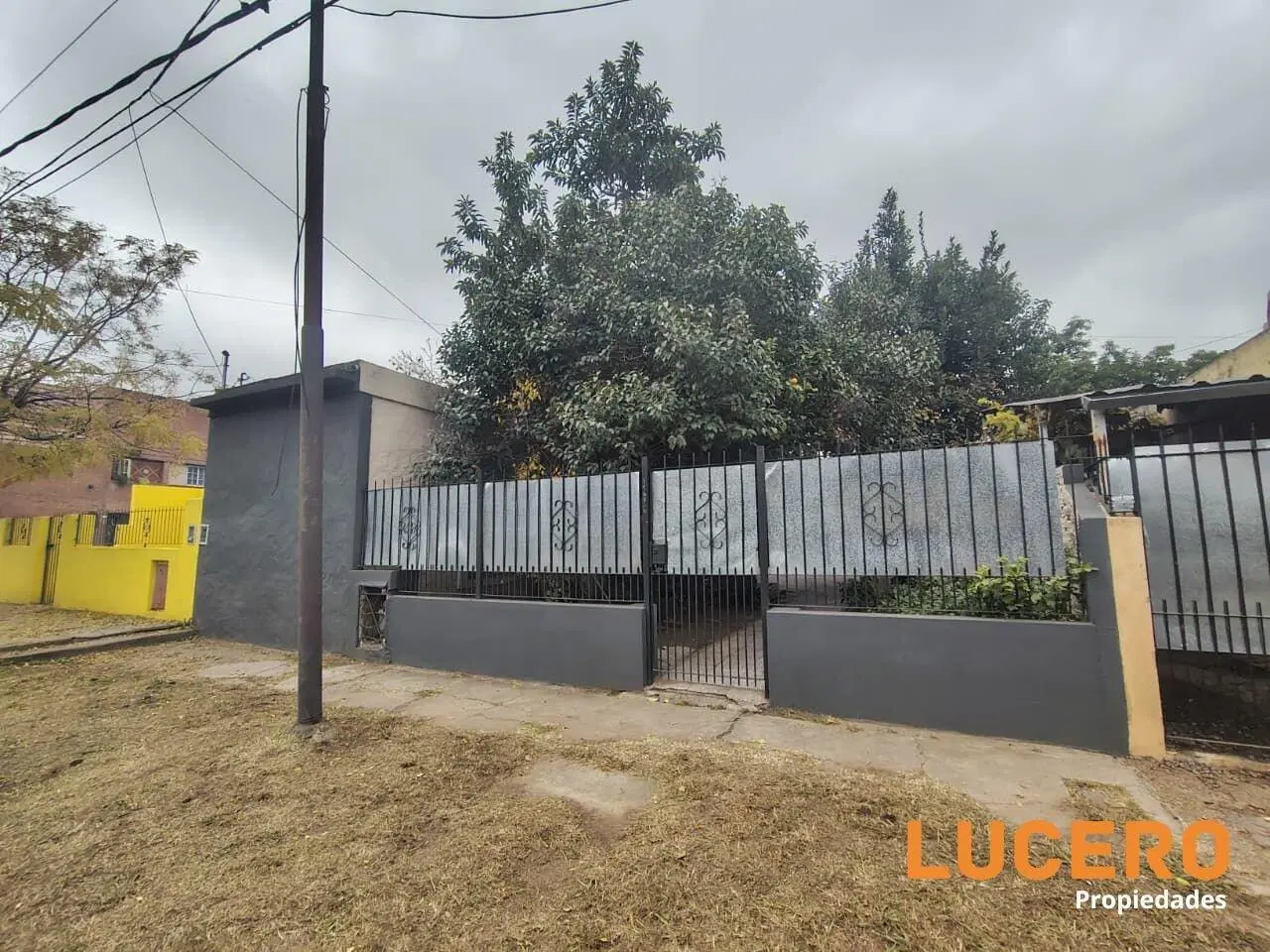CASA 4 AMBIENTES CON PATIO EN MORÓN 2