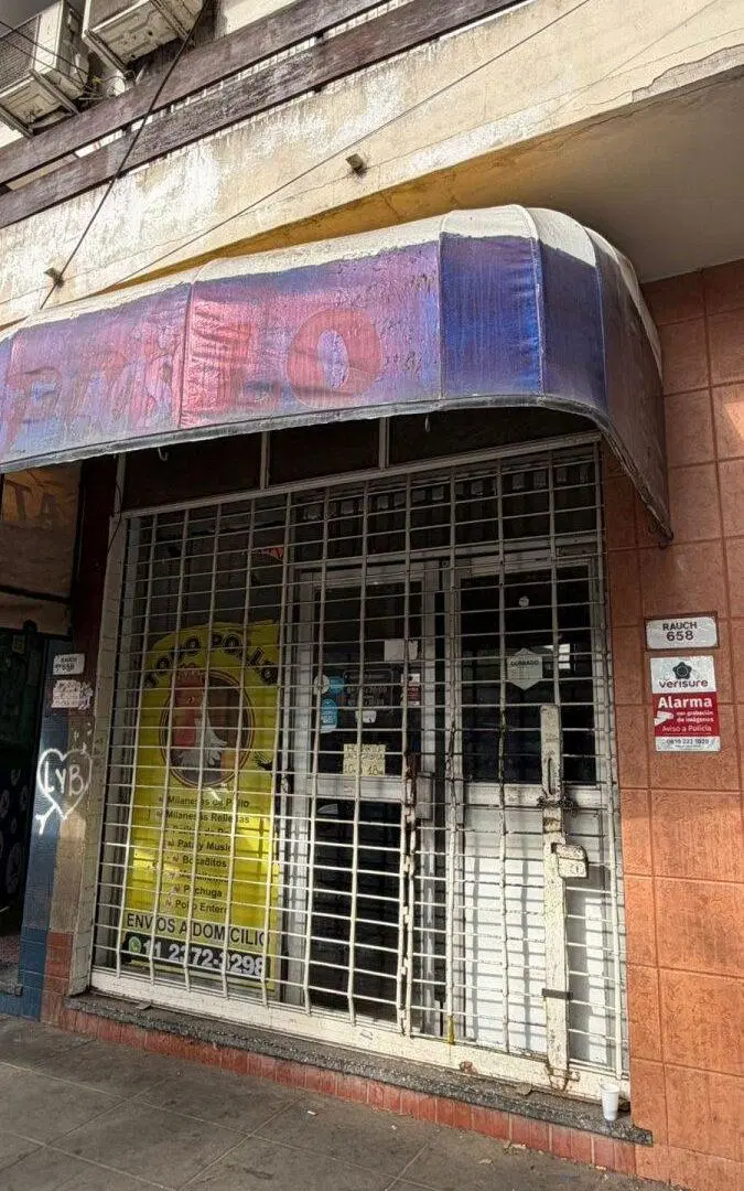 LOCAL COMERCIAL EN MORÓN 5