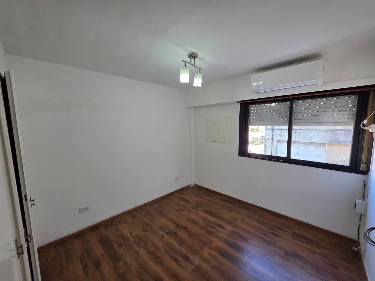 DEPARTAMENTO 2 AMBIENTES EN MORON CENTRO - VENTA 8