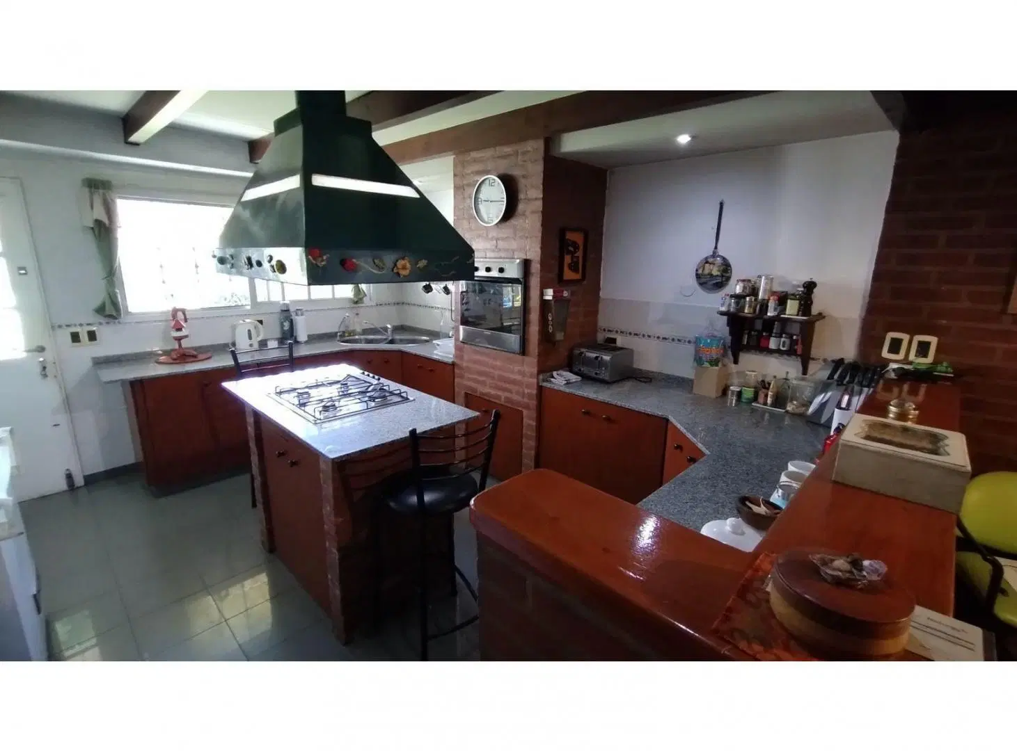 CASA SOBRE LOTE 430M2 IDEAL EMPRENDIMIENTO 1