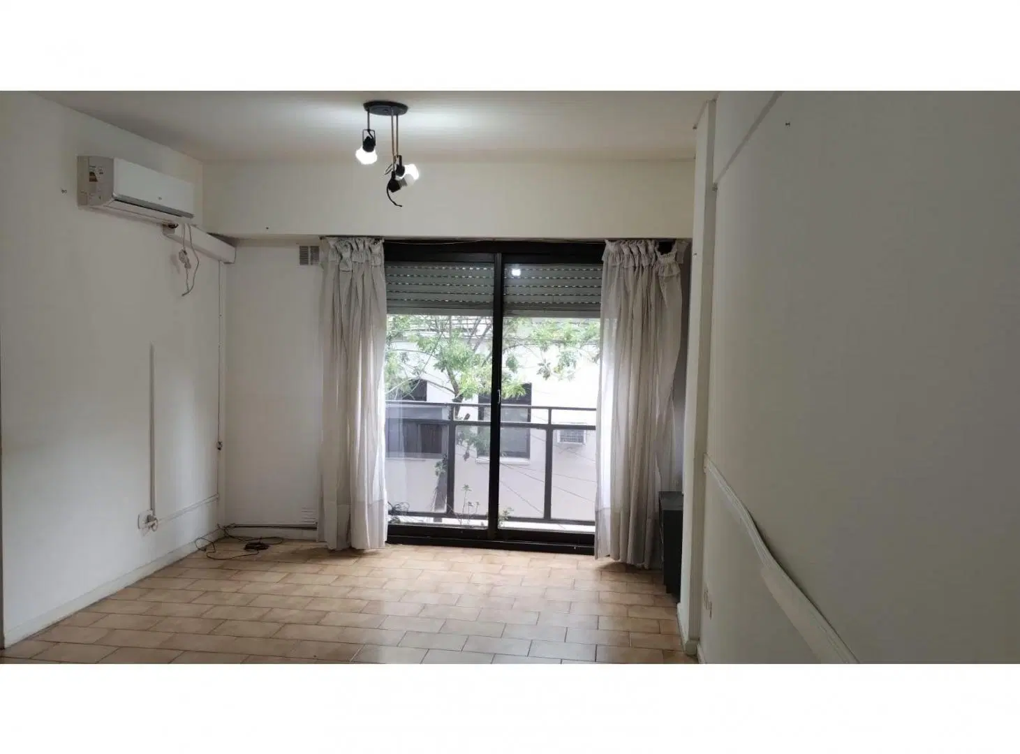 EN VENTA DEPARTAMENTO 2 AMBIENTES EN MORON CENTRO 3
