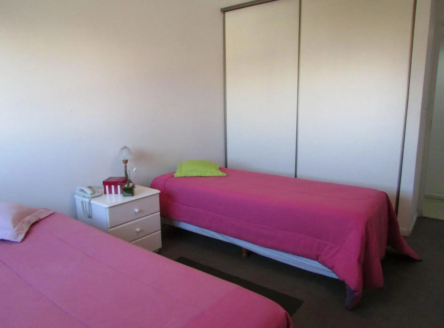 Departamento 4 ambientes con cochera en Torres Moron 5