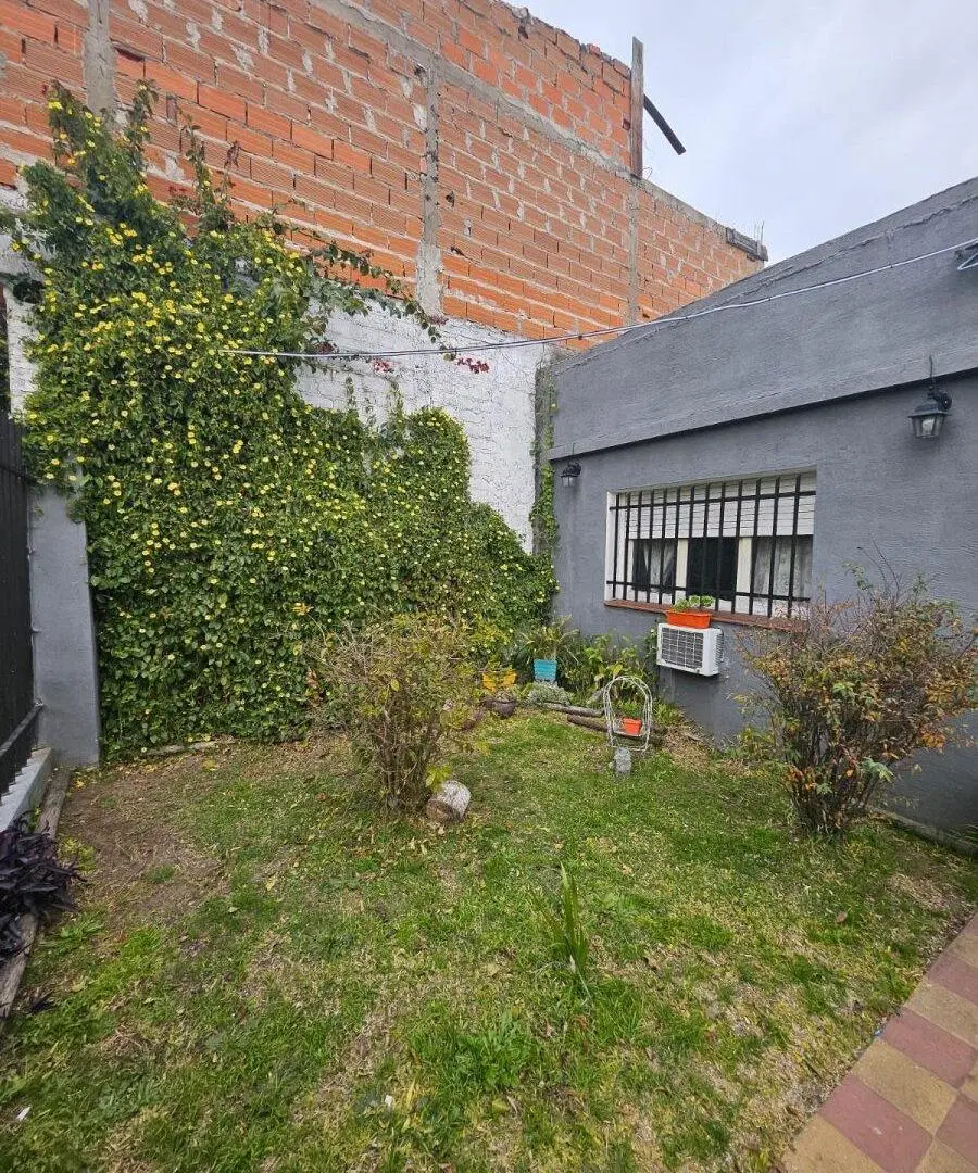 HERMOSA CASA 3AMB EN VENTA EN VILLA TESEI 3
