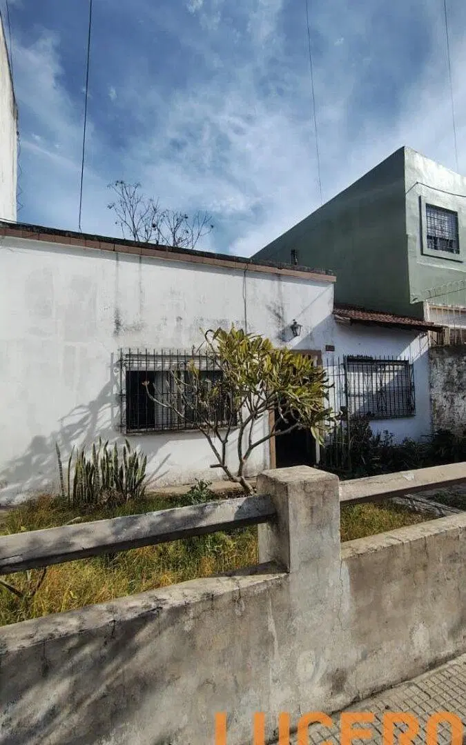Casa a refaccionar en Villa Lugano - APTO CRÉDITO 1