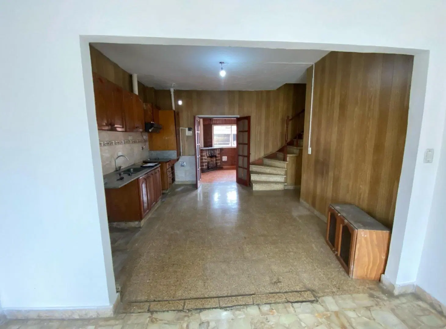HERMOSA CASA 3 AMBIENTES EN MORON SUR 2