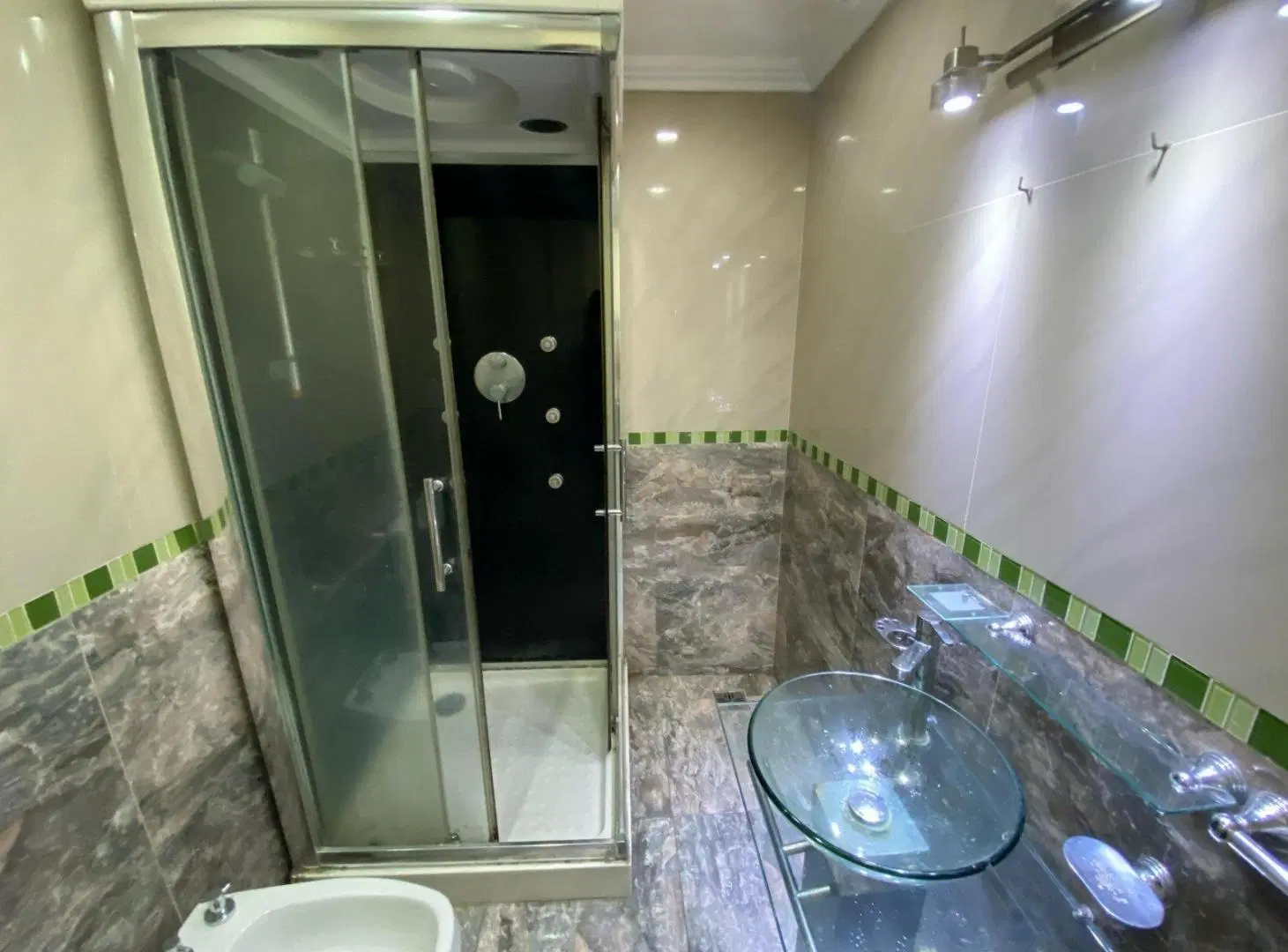 HERMOSA CASA 3 AMBIENTES EN MORON SUR 5