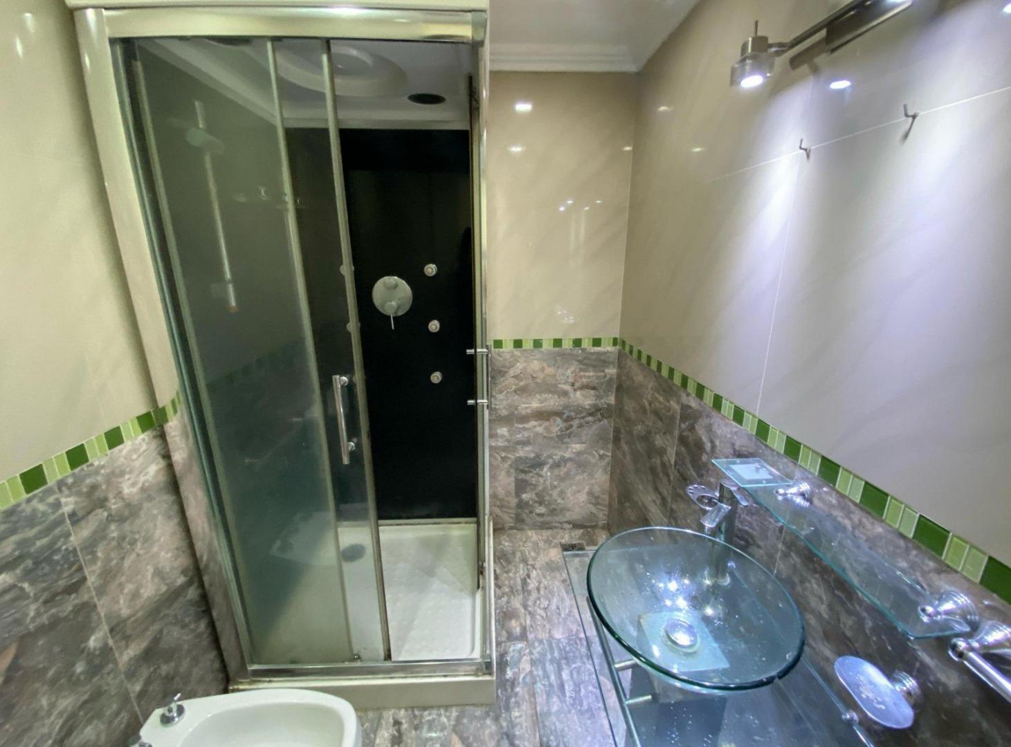 Foto de HERMOSA CASA 3 AMBIENTES EN MORON SUR, imagen 4