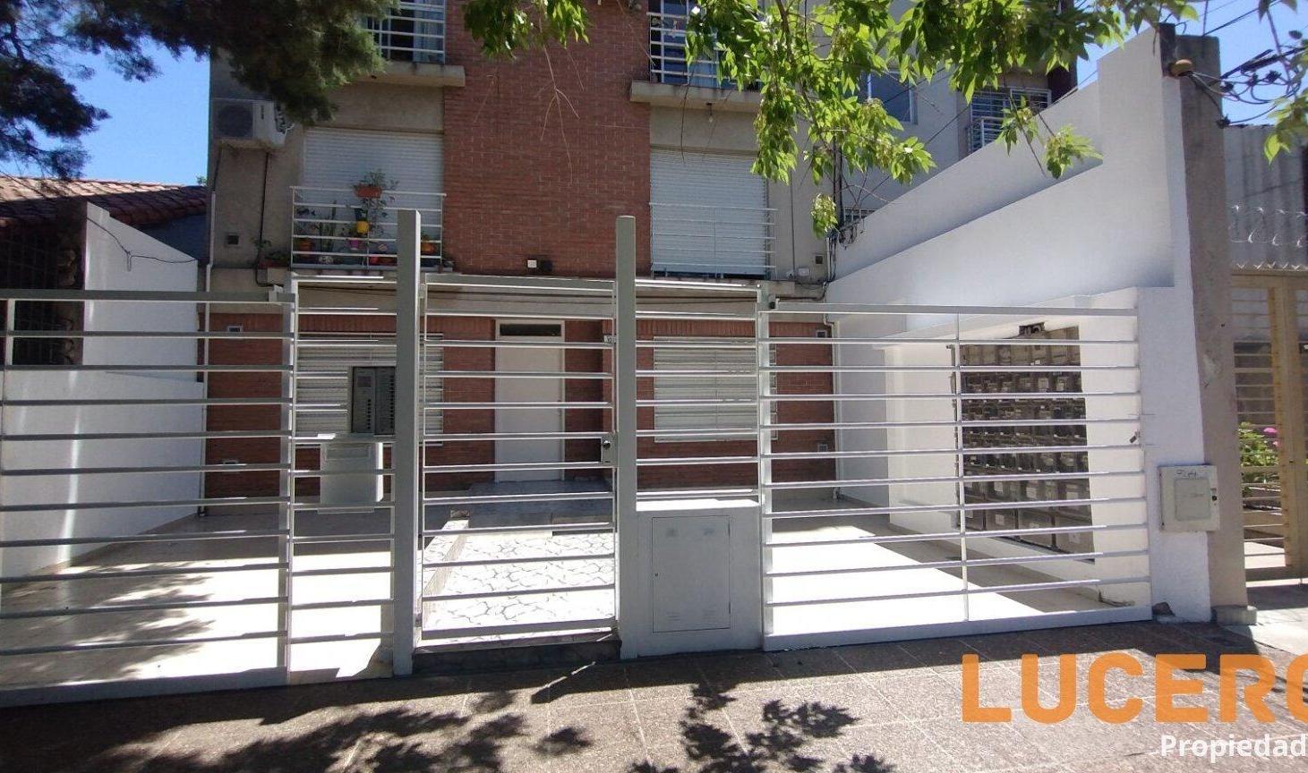 Foto de Monoambiente en alquiler en Morón, imagen 1