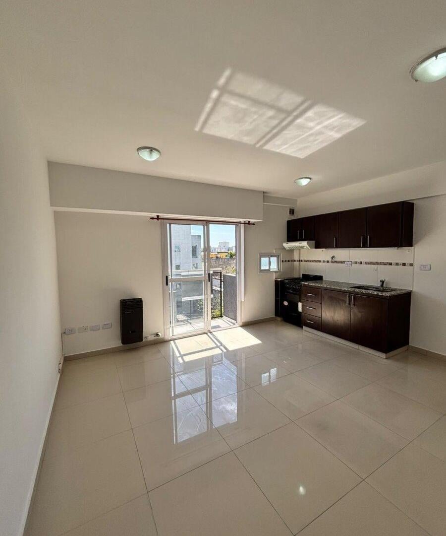 Foto de Departamento 2 ambientes con balcón en alquiler, imagen 5