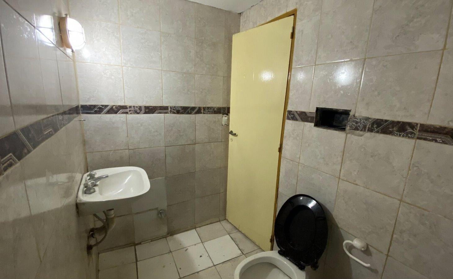 Foto de DEPARTAMENTO 2 AMBIENTES CON HABITACIÓN EN SUITE EN CASTELAR, imagen 3