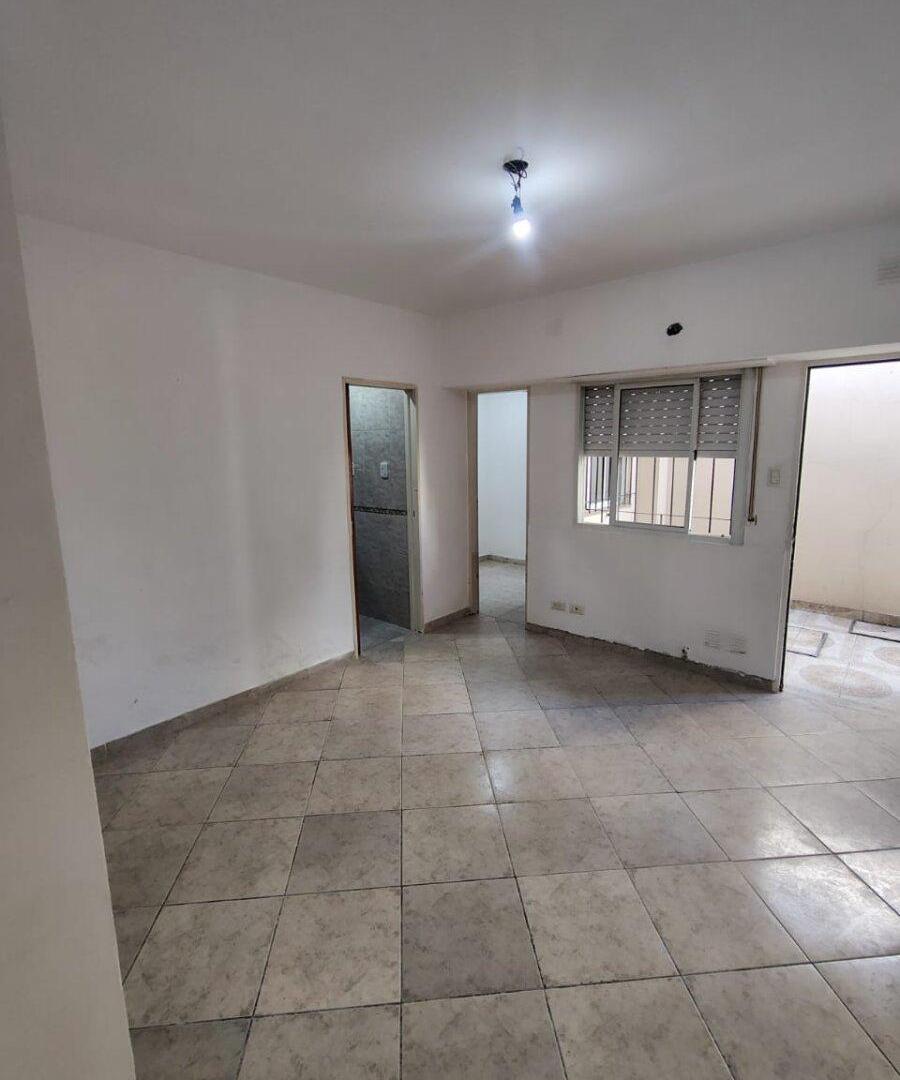 Foto de Alquiler PH 3 ambientes con patio en Morón Sur, imagen 4