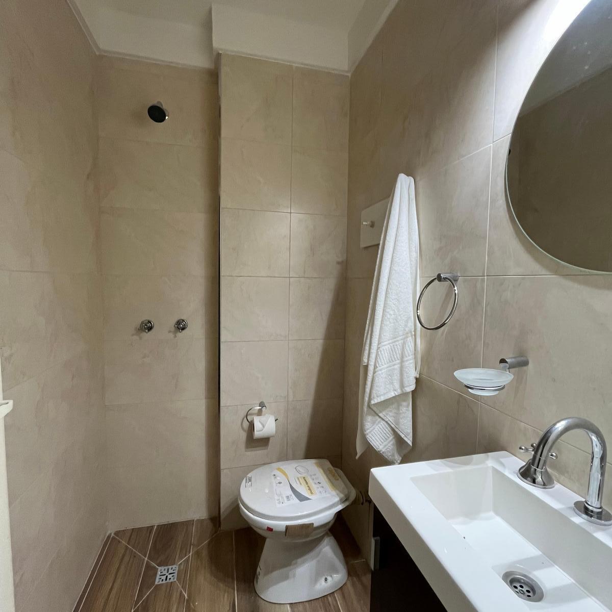 Foto de Zona GUEMES CHALET en PH 4 Ambientes la calle distribucion en duplex a, imagen 2