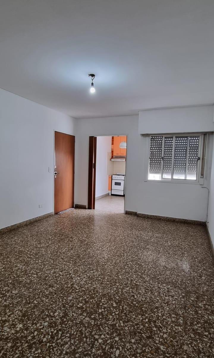 Departamento 2 ambientes amplio