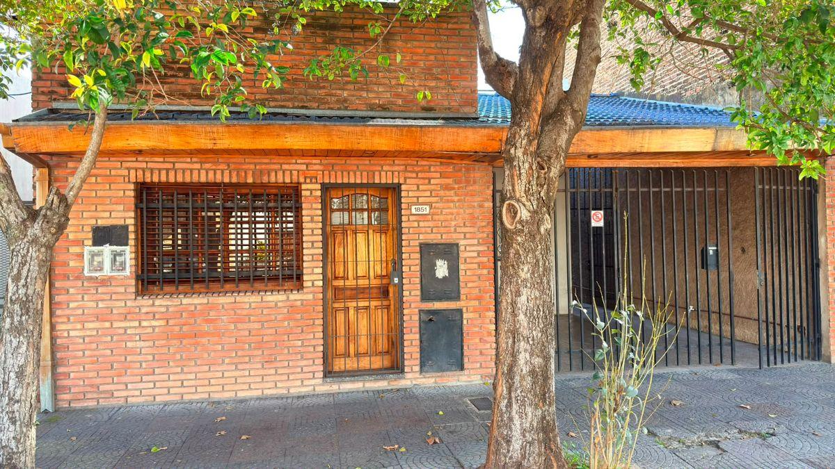 Foto de lote propio con 2 viviendas de 3 ambientes cada una, imagen 1