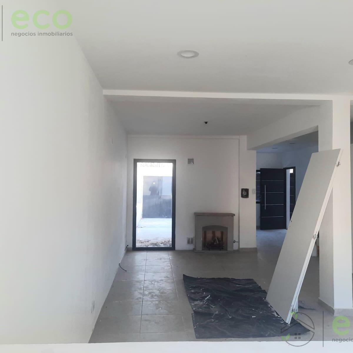 Eco Negocios Inmobiliarios Vende Dúplex en Barrio Los Tordos 5