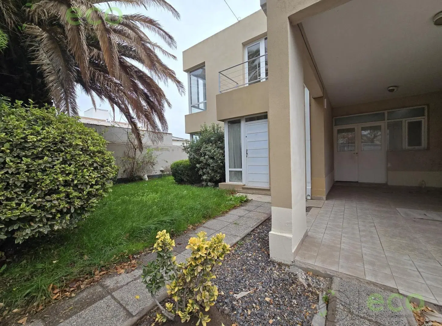 VENTA Casa 4 dorm   estudio - B° Los Tordos II 5