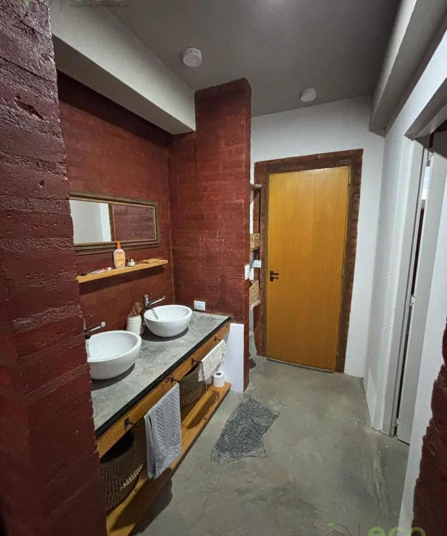 Casa en Mari Menuco 5