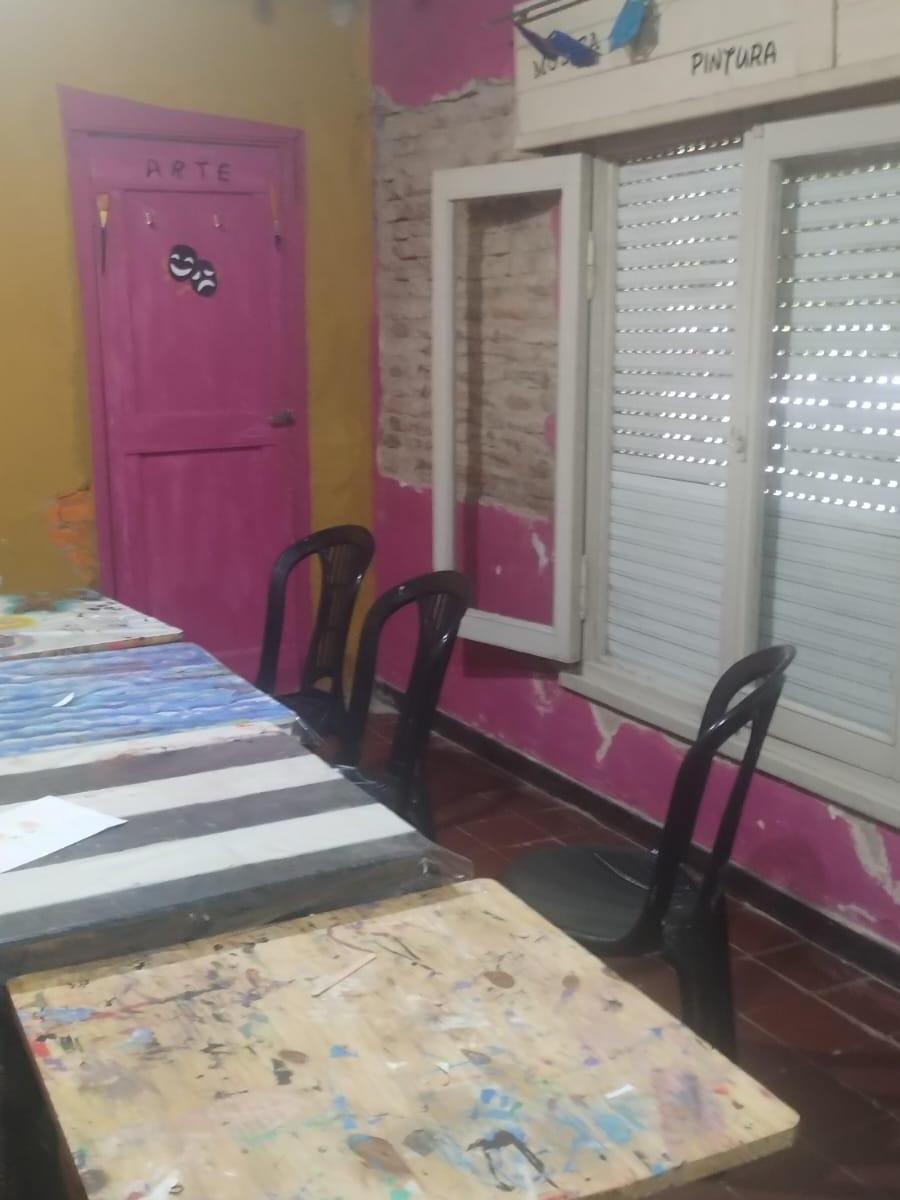 Casa de 4 Ambientes en Venta - Merlo 5