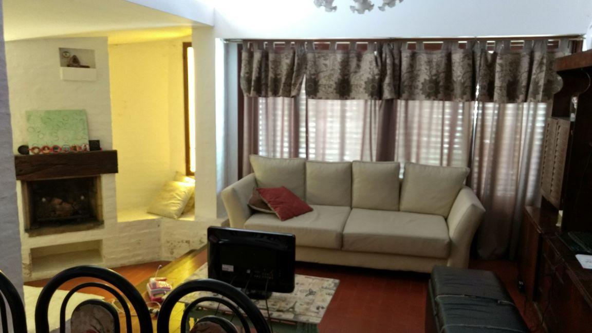 Casa Multifamiliar a La Venta - Merlo 5
