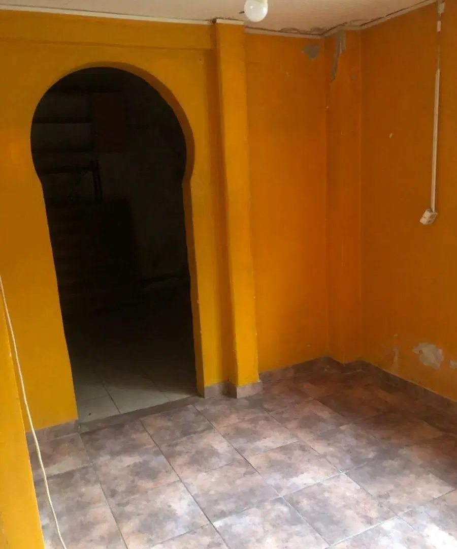 PH de 4 ambientes VENTA - Barrio Policial San A. de Padua 4