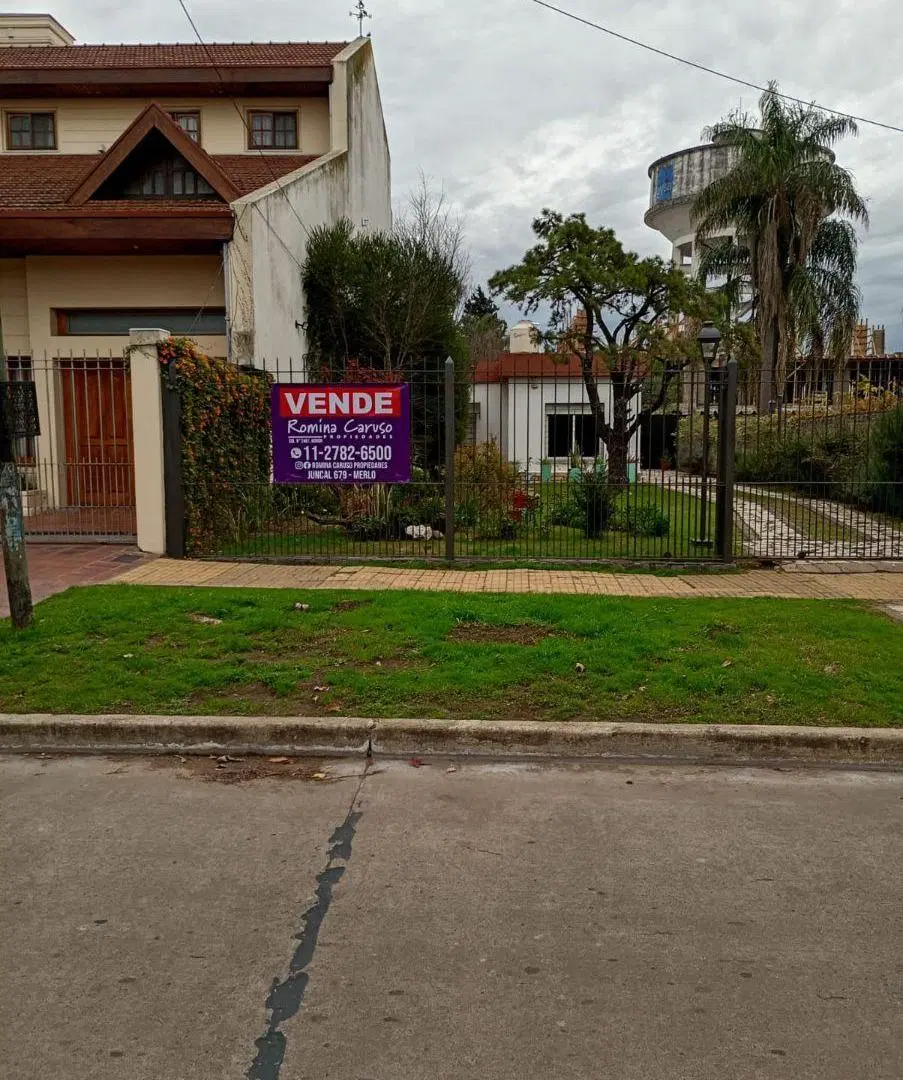 Chalet de 3 ambientes y departamento de 2 ambientes en Venta - Merlo 4