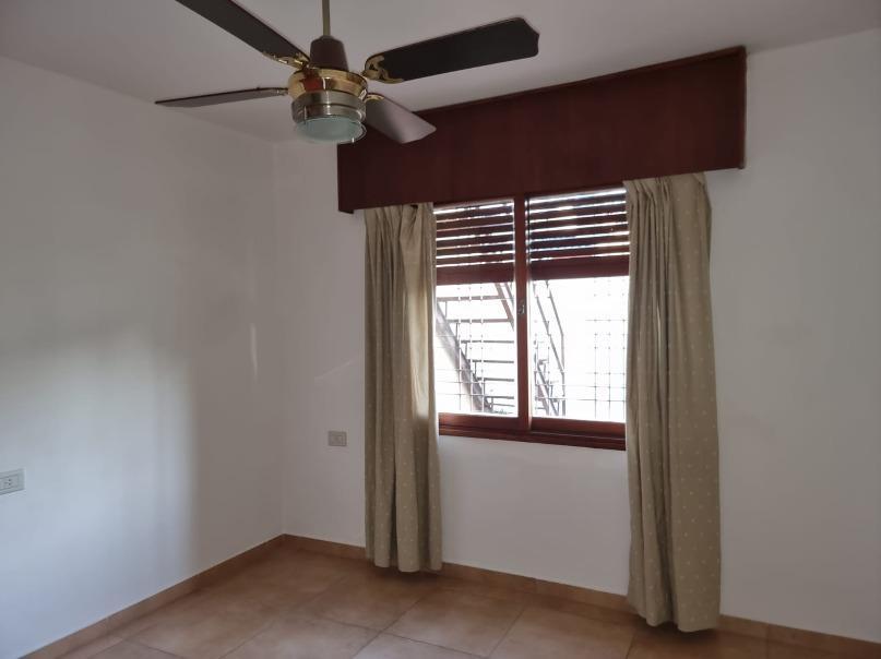 Foto de Casa dos dormitorios barrio Ayacucho con pileta, imagen 4