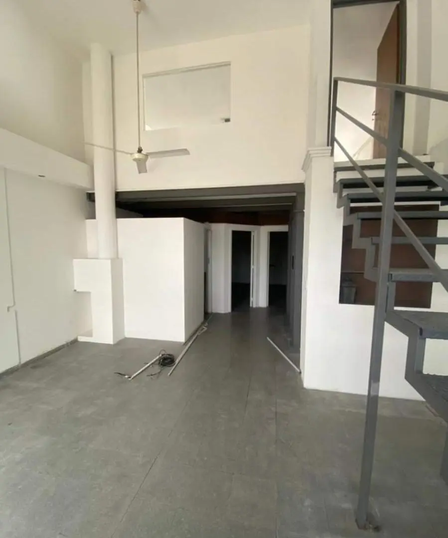 Apto Local Comercial Oficinas en el Cerro de las Rosas a metros de Rafael Nuñez 3