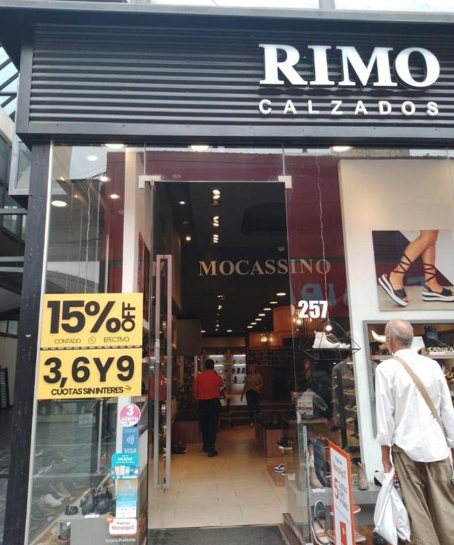 Foto de Local Comercial en Alquiler en Zona Centro 253 m2 con Subsuelo y Entrepiso, imagen 1