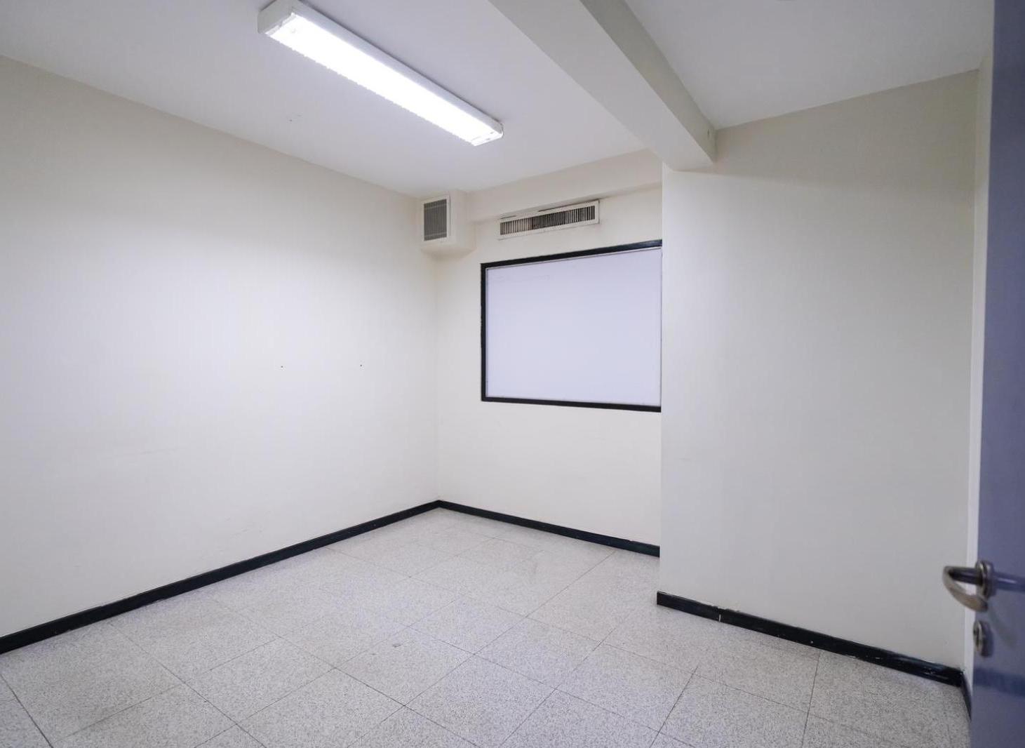Foto de Edificio Corporativo en Alquiler 500 m² Cubiertos Zona Norte Córdoba Tejeda, imagen 4