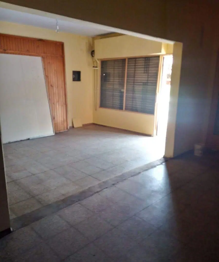 CASA + LOCAL + DEPARTAMENTO EN VENTA Barrio San Martín con Escritura Oportunidad de Inversión 3