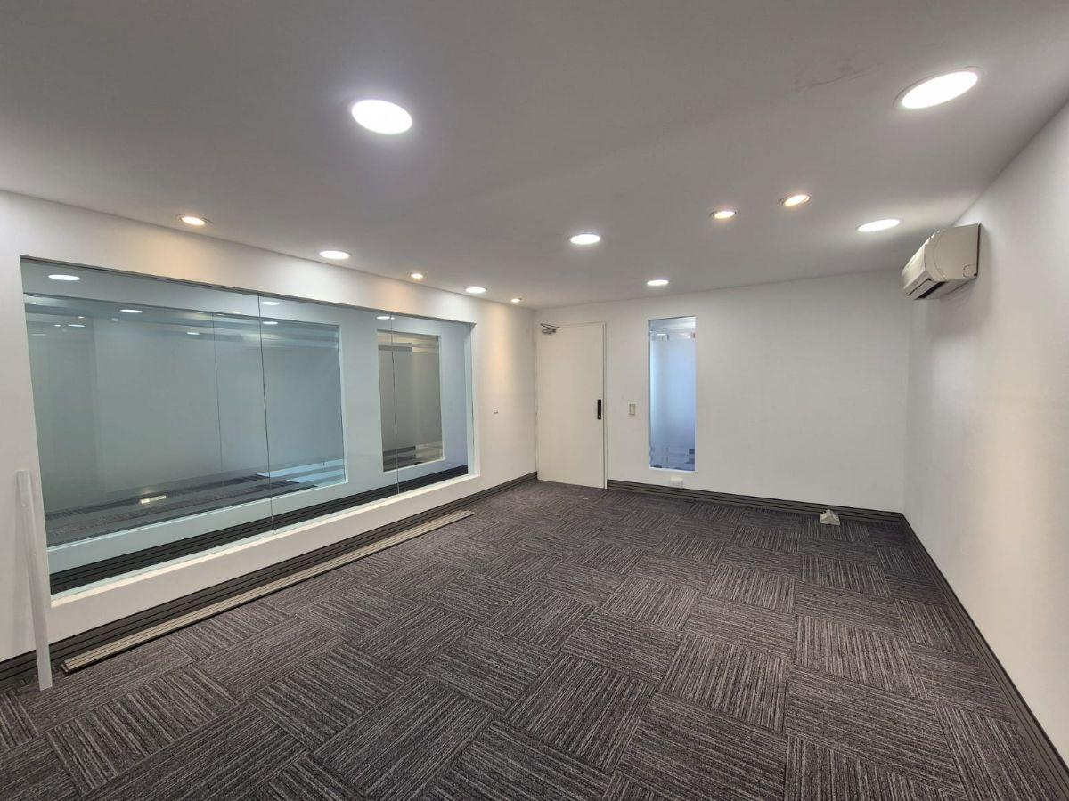 Foto de Piso de oficina alquiler centro Dean Funes, imagen 1