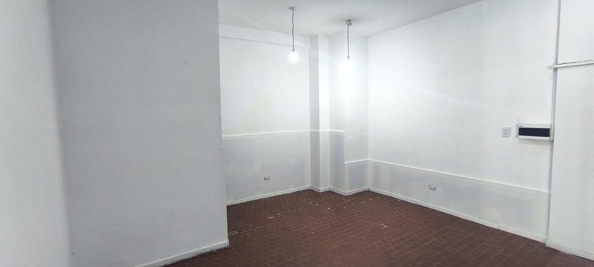 Foto de LOCAL EN ALQUILER EN GALERÍA SAN FRANCISCO – BELGRANO 49 CENTRO, imagen 2