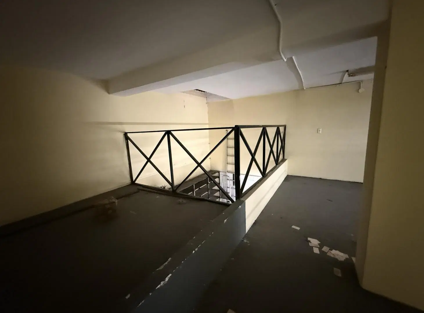 Gran Local Comercial en alquiler en Congreso: 198 m² Totales sobre Av. Rivadavia al 1900 7