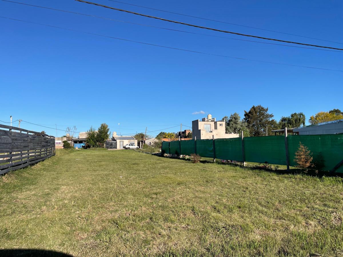 Lotes de terreno en venta en Barrio El Juncal (calles 37 y 177). 300 m² c/u