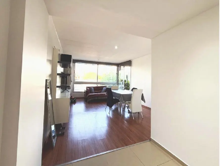 Departamento de 2 dormitorios + cochera en Venta - La Plata 3