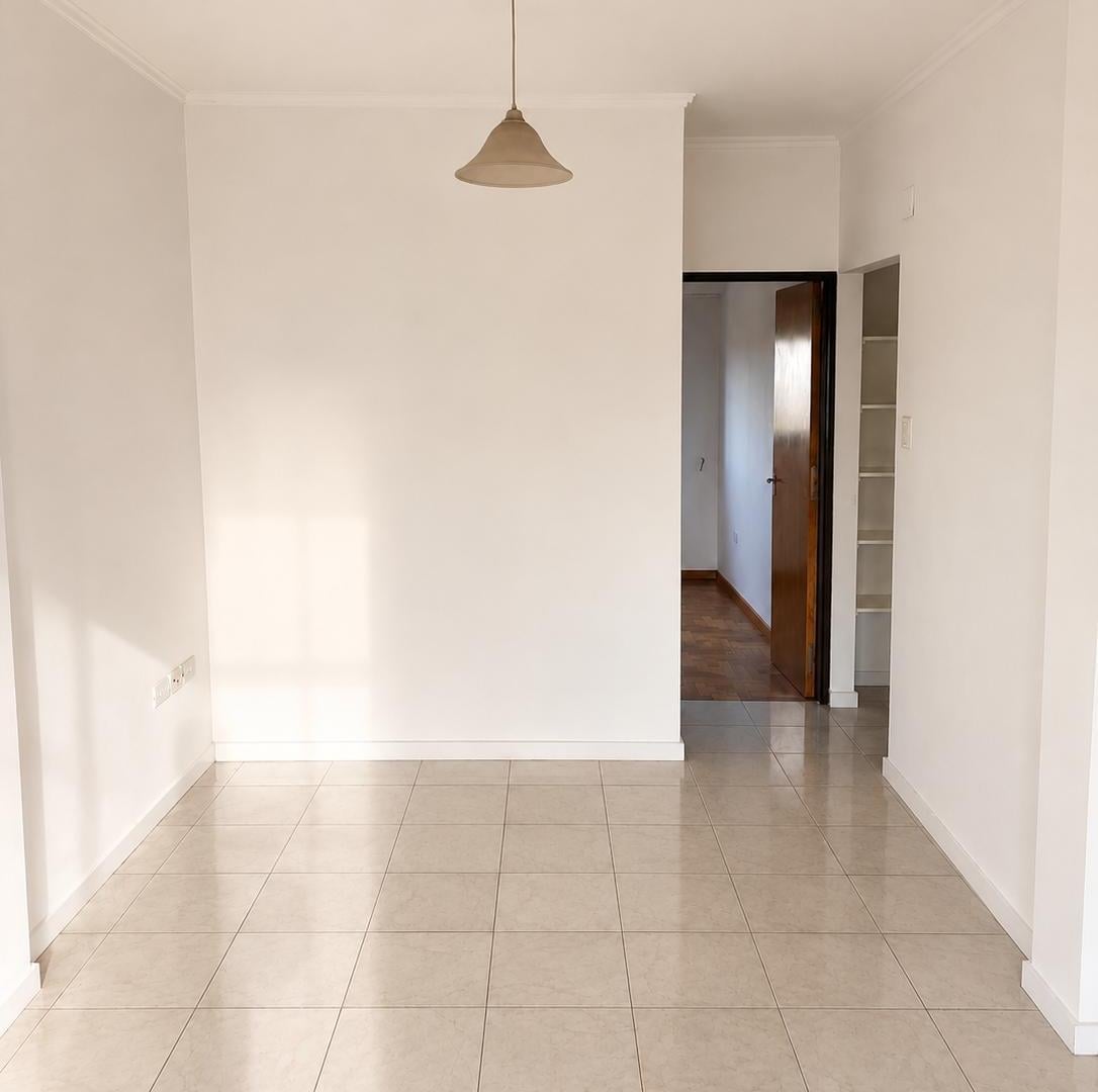 Foto de Departamento 1 Dorm. en Alquiler - 60 E/ 1 y 2 La Plata, imagen 2