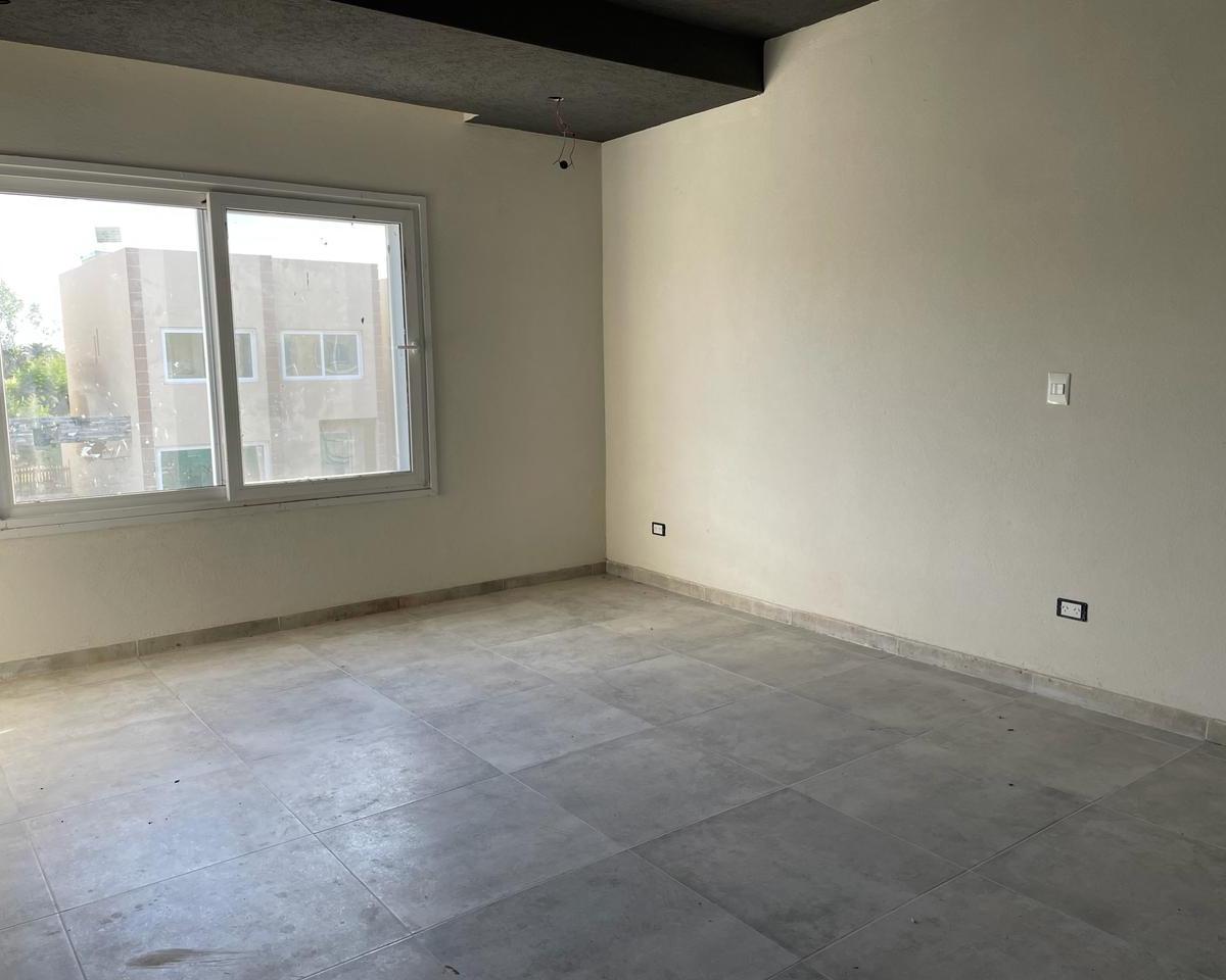 Venta/Alquiler casa en Barrio Buenos Aires Village - Bella Vista