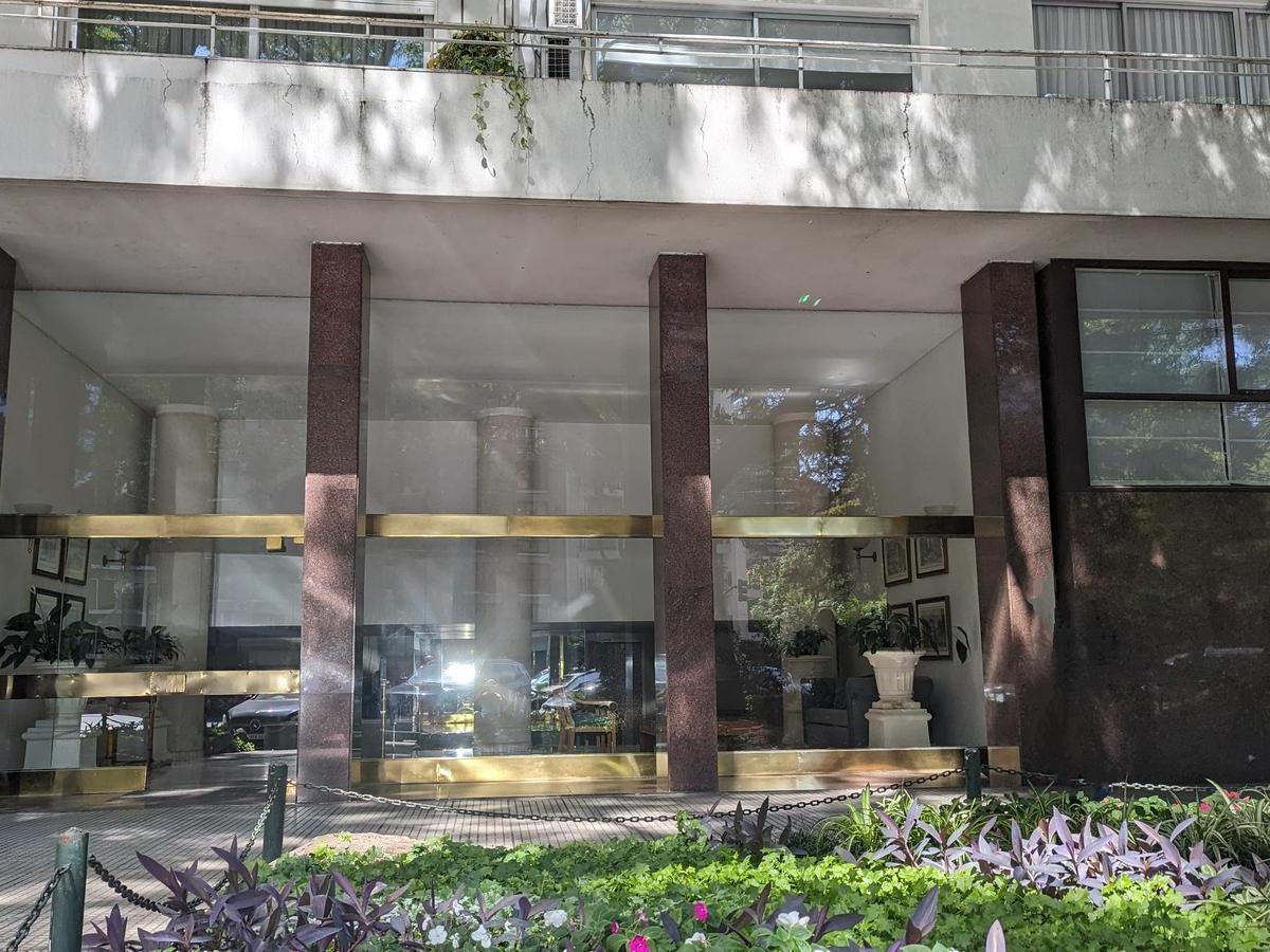 Venta Departamento Palermo Av Libertador Piso Alto 2