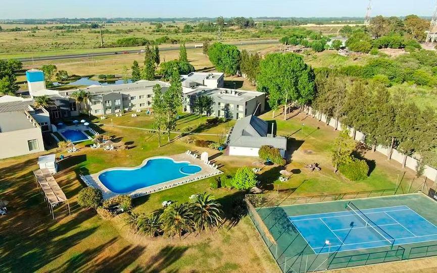 Hotel en Venta - Panamericana 9 Km - Campana 3