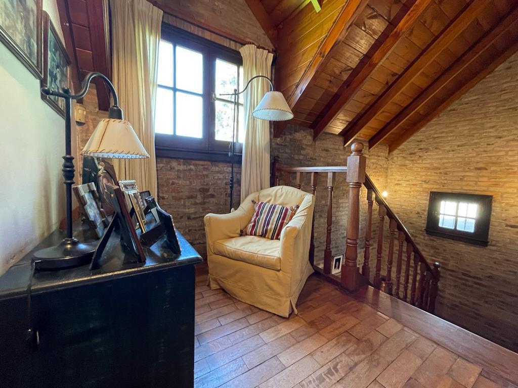 Casa y Terreno Para Loteo en Venta Bella Vista 5