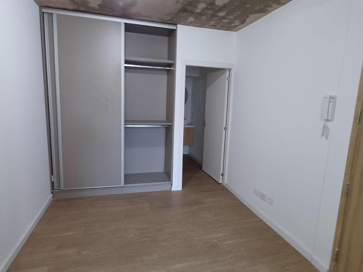 Monoambiente en Venta Al Frente, Moderno y Amplio 4