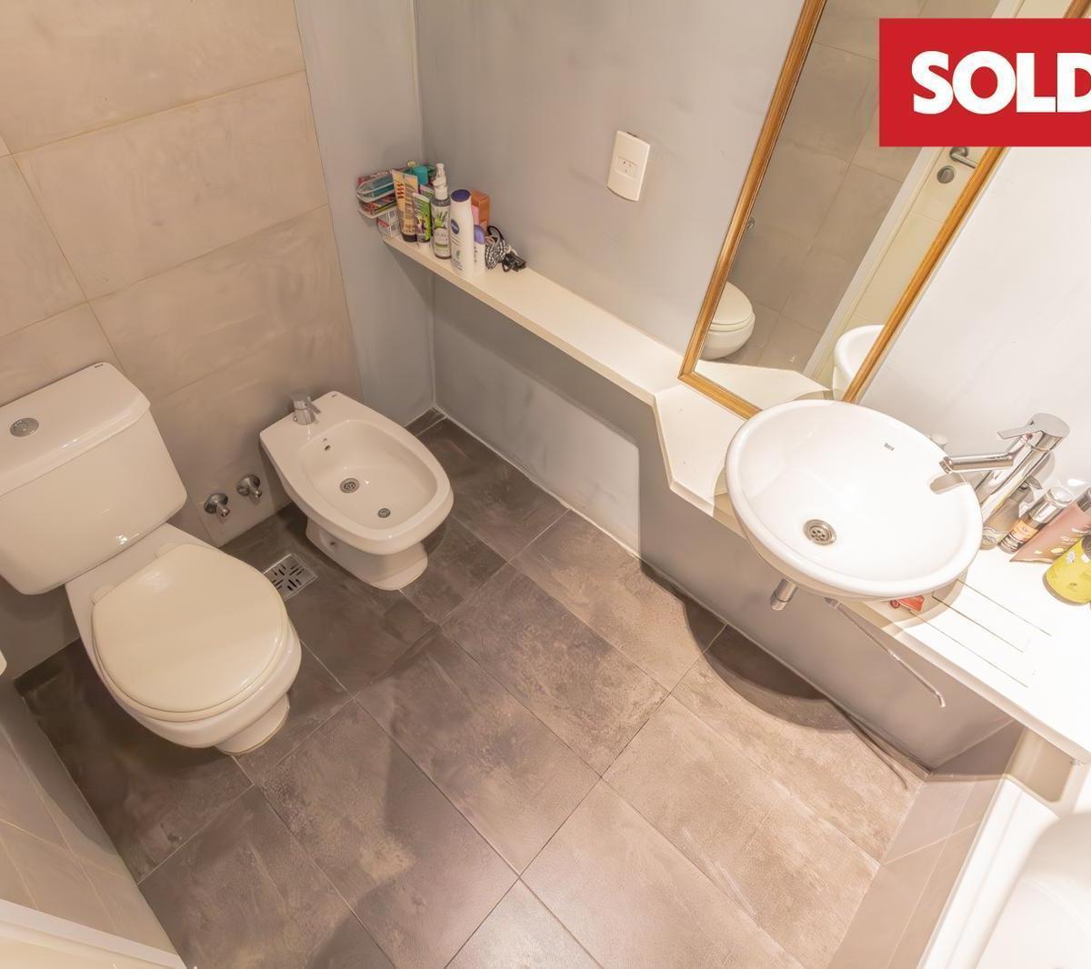Departamento en Venta de 4 Ambientes - Coghlan 4